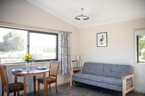 Pukeko Lodge - Napier Holiday Home4