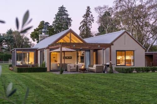 Kowhai Lodge - Greytown Holiday Home Kowhai Lodge - Greytown Holiday Home