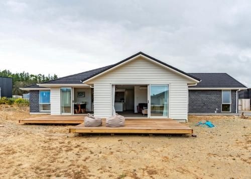 Bach near the Beach - Mangawhai Heads Holiday Home3