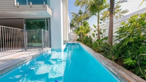Four-Bedroom Holiday Home