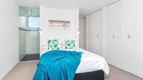 Four-Bedroom Holiday Home