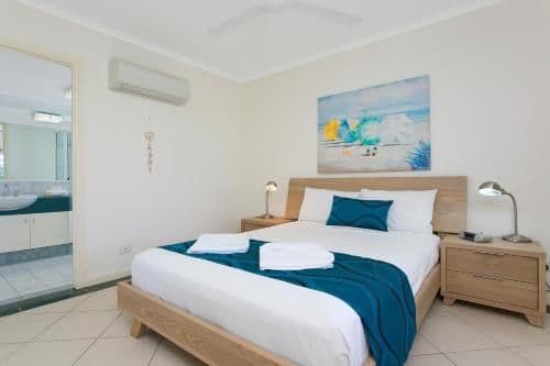 Three-Bedroom Apartment - Beach Front