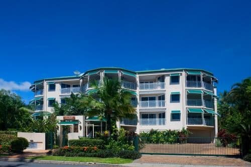 Three-Bedroom Apartment - Beach Front