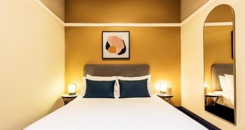 Premium Queen Room with Balcony + Shared Bathroom