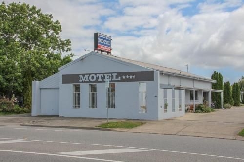 คู วี รัป โมเทล (Koo Wee Rup Motel)0
