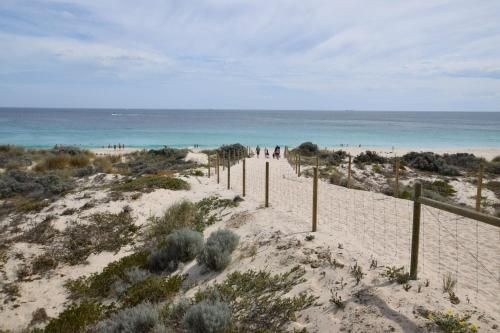 West Beach Lagoon 221 – Stylish Apartment! (West Beach Lagoon 221 - Stylish Apartment!)2