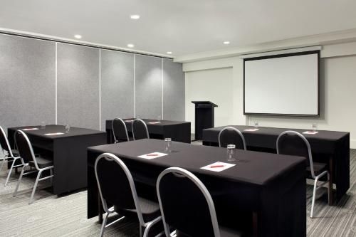 Rendezvous Hotel Perth Central1