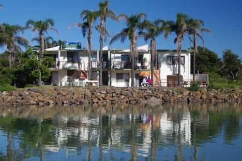 Beachfront 1, 25 Willow Street Beachfront 1, 25 Willow Street