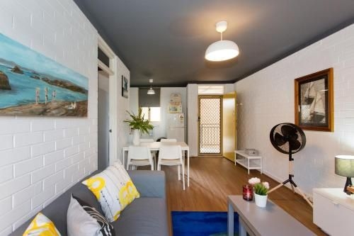 Simply Central - Fremantle CBD4