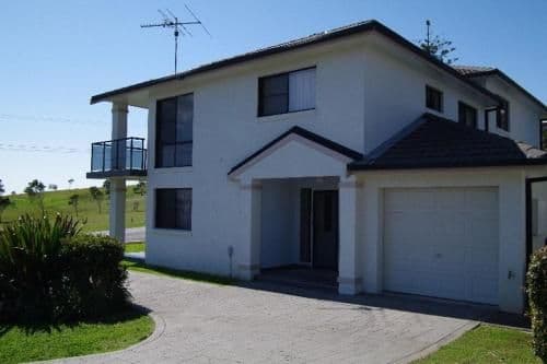 Three-Bedroom Townhouse