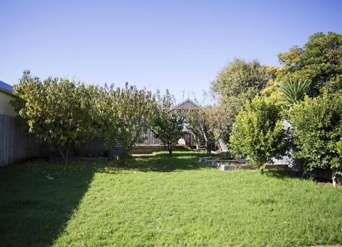 GALWAY COTTAGE3