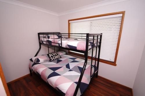 Breakaway, 11 Scott Street4