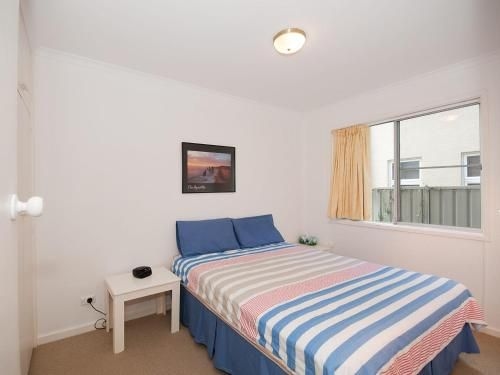 'Beachside' Shoal Bay, Unit 6 (Beachside Shoal Bay Unit 6)3
