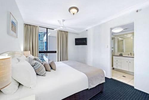Standard Two-Bedroom Apartment with Ocean View