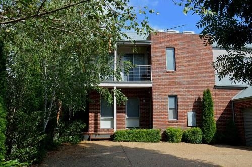 The Track - Beautiful Townhouse in Bright0