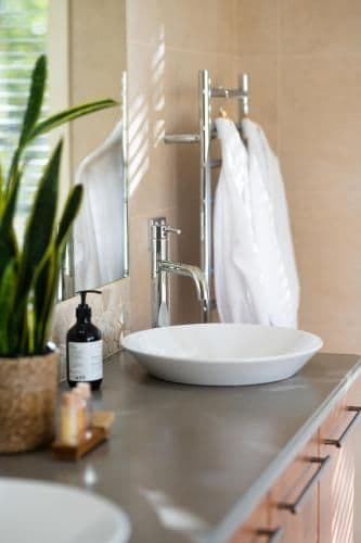 King Room with Spa Bath