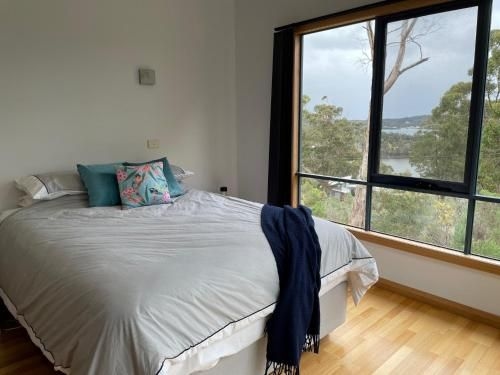 Hill Top Retreat Self Contained Accomodation4