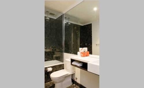 2.5 Bedroom with Balcony and Spa