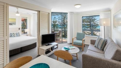 Oaks Gold Coast Calypso Plaza Suites4