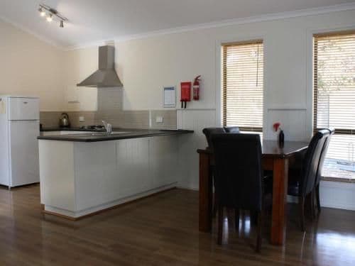 Deluxe Villa (5 guests)
