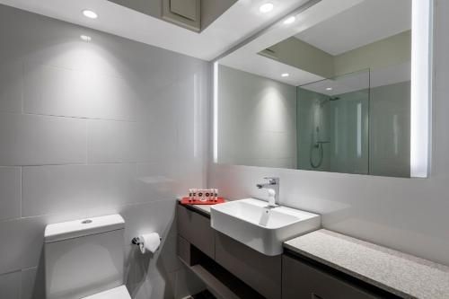 Travelodge Hotel Sydney Wynyard1