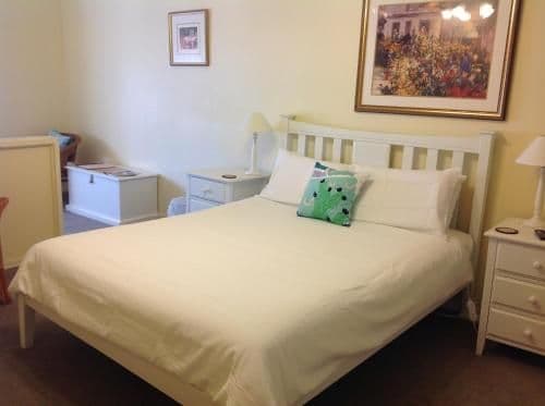 Queen Room with Spa Bath