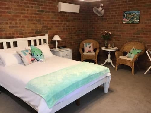 Queen Room with Garden View