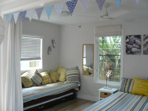 Family Room with Garden View 2