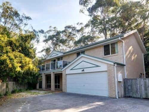 Four Bedroom Quality Townhouse Four Bedroom Quality Townhouse