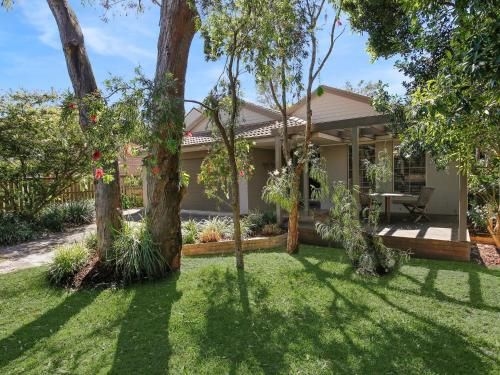 Pet Friendly Beach Home0
