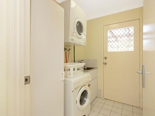 Pet Friendly Beach Home4