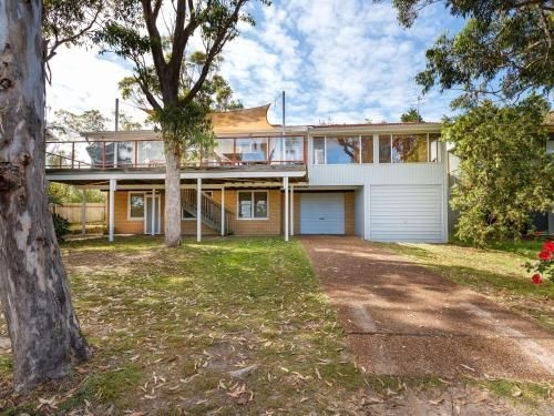 Pet Friendly 4 Bedroom Holiday Home - River Views0