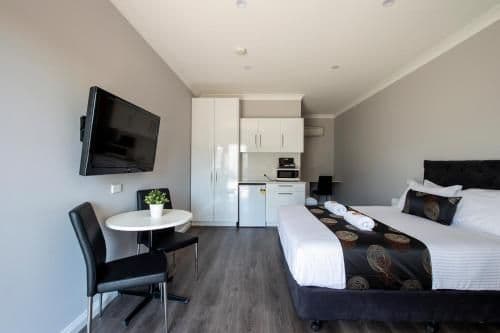 Queen Room