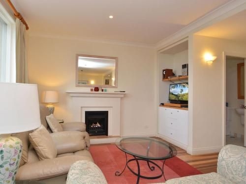 Villa Executive 2br Rose Resort Condo located within Cypress Lakes Resort (nothing is more central)3