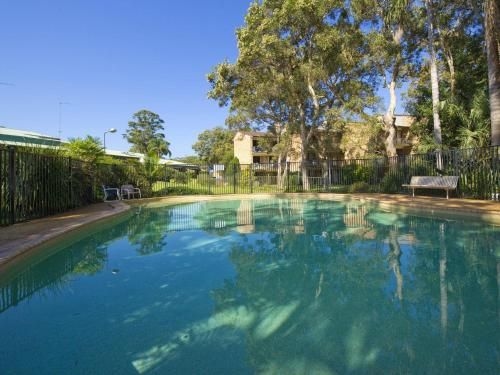 33 'Bay Parklands', 2 Gowrie Avenue - Air conditioning, Foxtel, Pool, Tennis Court, Spa (33 Bay Parkland 2 Gowrie Avenue - Air conditioning Foxtel Pool Tennis Court Spa)4