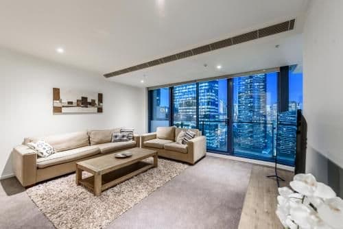 Deluxe Three-Bedroom Apartment