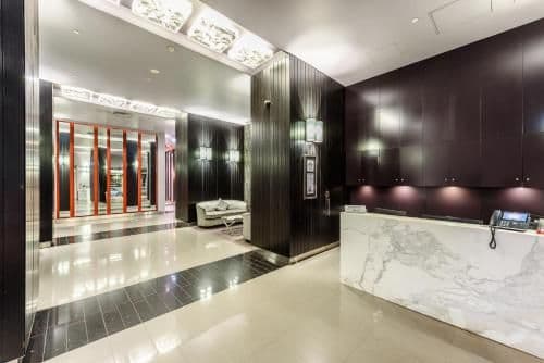 Deluxe Three-Bedroom Apartment