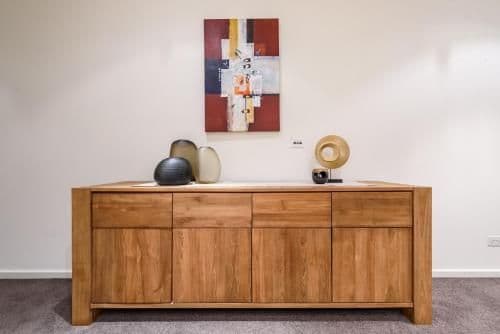 Deluxe Three-Bedroom Apartment