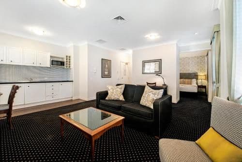 Superior One-Bedroom Apartment