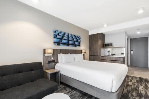 Executive Queen Room