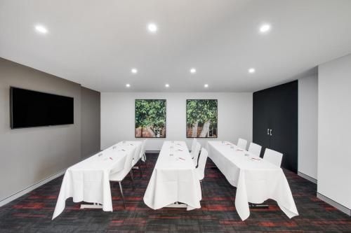 Travelodge Hotel Blacktown Sydney2