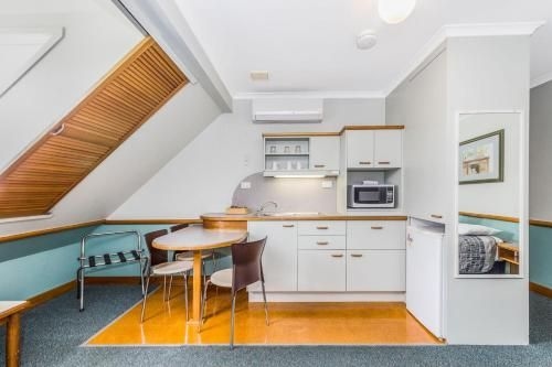Spring Hill Terraces (Comfort Inn Spring Hill Terraces)3