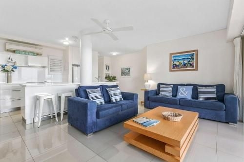Private Apartments at Picture Point Noosa1