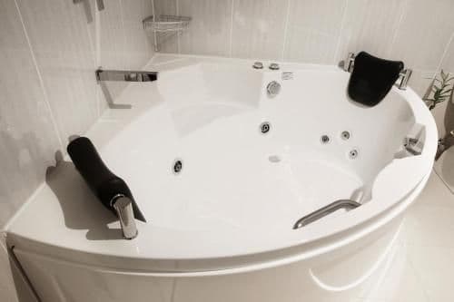 One-Bedroom Suite with Spa