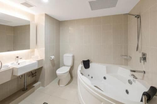 Family Suite with Spa