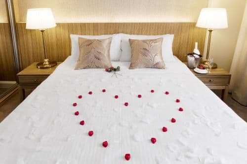 One-Bedroom Suite with Spa
