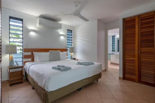 Peninsula Suite