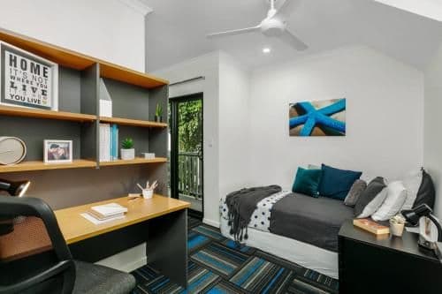 Single Room with Private Bathroom