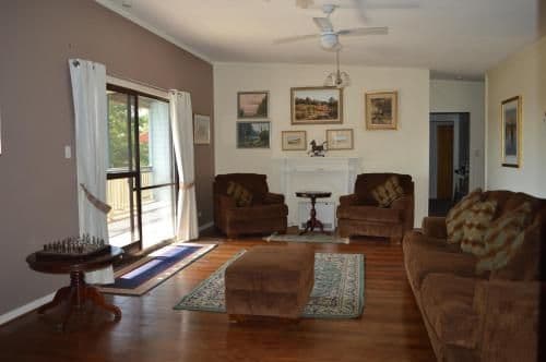 Family Room with Garden View