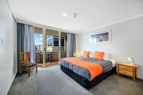 Deluxe Two-Bedroom Apartment